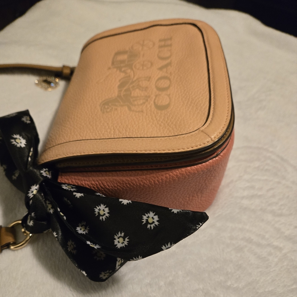 Coach Colorblock Horse And Carriage Saddle Crossbody Bag - Picture 3 of 13